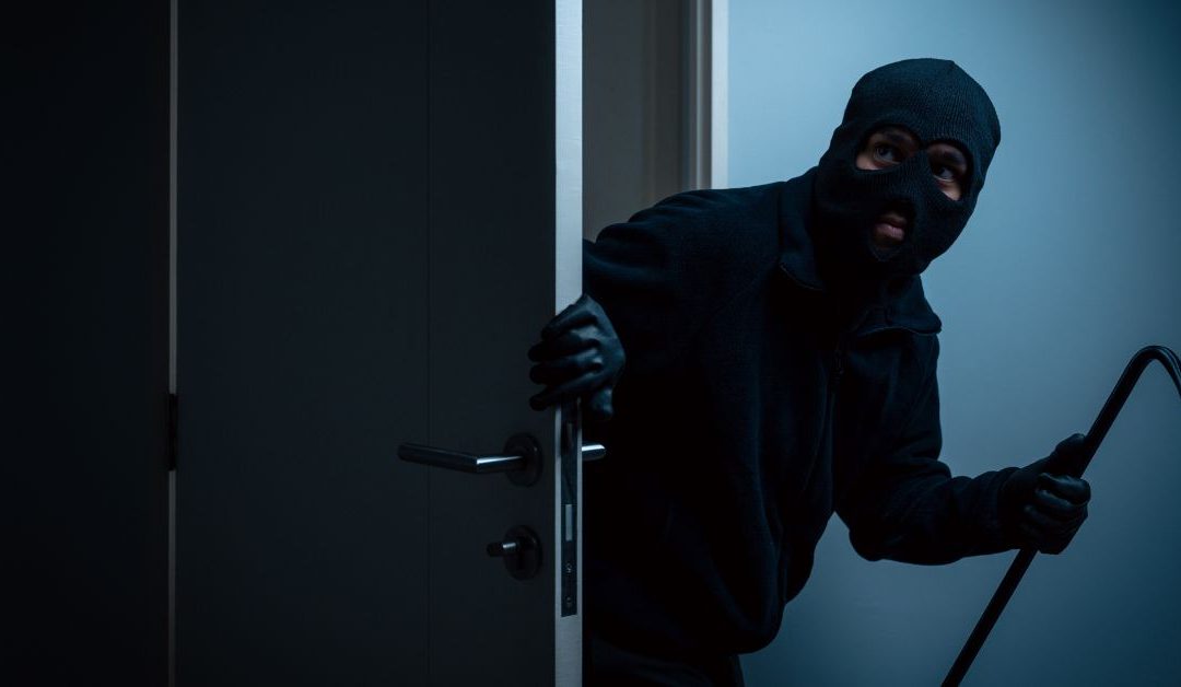 RKS-Garage-Doors-How-to-Secure-Your-Garage-Against-Break-Ins